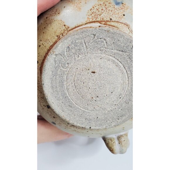 Studio Art Pottery Coffee Cup Ceramic Approx. 4"H x 3 1/2" W Signed - Picture 9 of 11